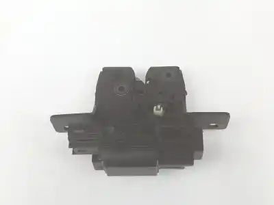 Second-hand car spare part trunk lock for renault clio iii pack dynamique oem iam references 8200947699  8200947699