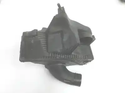 Peça sobressalente para automóvel em segunda mão filtro de ar por renault clio iii pack dynamique referências oem iam 8200437235