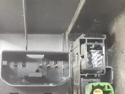 Автозапчасти б/у бардачок за seat leon st (5f8) 1.6 tdi ссылки oem iam 5f1857095f  5f1857095f