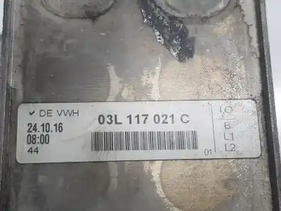 Peça sobressalente para automóvel em segunda mão RADIADOR DE ÓLEO DO MOTOR por SEAT IBIZA IV (6J5, 6P1)  Referências OEM IAM 03L117021C  03L117021C