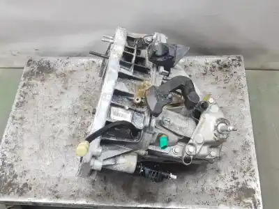 İkinci el araba yedek parçası patlanmis sanziman için dacia duster ii 1.6 sce oem iam referansları 320105582r  320105582r
