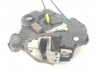 Second-hand car spare part left front door lock for lexus is 200 (ds2/is2) 220d oem iam references 6904053100  6904053100