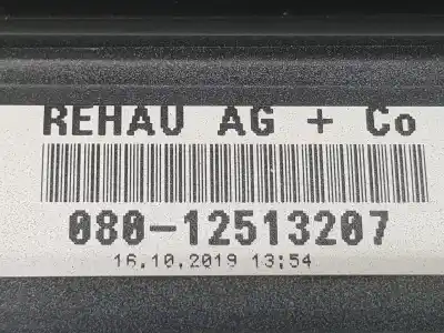 Автозапчастина б/у бічна сподниця для clase c clase c familiar 2.0 cdi посилання на oem iam a2056981354  a2056981354