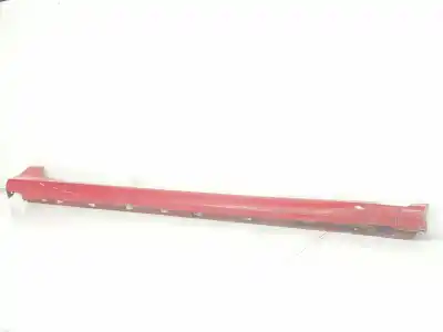 Second-hand car spare part side skirt for opel insignia grand sport 2.0 16v sidi turbo oem iam references 39132748 39132748 color rojo gg7 