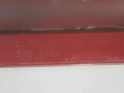 Second-hand car spare part side skirt for opel insignia grand sport 2.0 16v sidi turbo oem iam references 39132748 39132748 color rojo gg7 