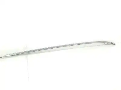 Pièce détachée automobile d'occasion barres de toit pour toyota auris touring sports (e18) 1.8 16v cat (híbrido) références oem iam 6346002030  6346002030