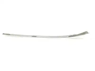 Pièce détachée automobile d'occasion barres de toit pour toyota auris touring sports (e18) 1.8 16v cat (híbrido) références oem iam 6346002030  6346002030