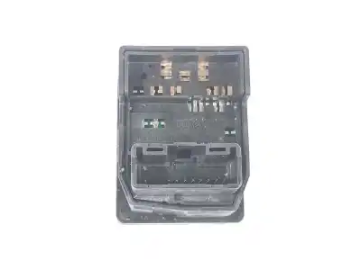 Second-hand car spare part rearview side mirror switch for toyota auris touring sports (e18) 1.8 16v cat (híbrido) oem iam references 8487002090c0  8487002090c0