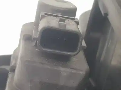 Pezzo di ricambio per auto di seconda mano faro anteriore destro per renault kangoo ii (f/kw0) 1.5 furgon compact comfort [1.5 ltr. - 63 kw dci diesel cat] riferimenti oem iam 260102647r 260109958r 