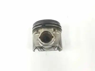 Second-hand car spare part piston for hyundai i30 (gd) classic oem iam references 234102a956  piston d4fc