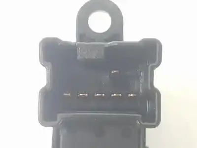 Peça sobressalente para automóvel em segunda mão botão / interruptor elevador vidro dianteiro direito por nissan qashqai / qashqai +2 i (j10, nj10, jj10e) 1.5 dci referências oem iam 25411jd000  25411jd000