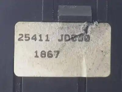 Peça sobressalente para automóvel em segunda mão botão / interruptor elevador vidro traseiro esquerdo por nissan qashqai / qashqai +2 i (j10, nj10, jj10e) 1.5 dci referências oem iam 25411jd000  25411jd000