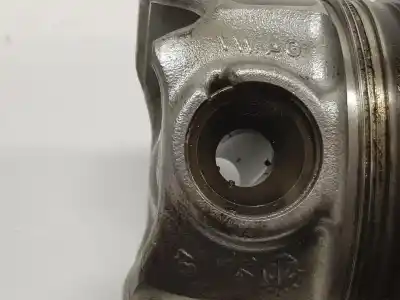 Автозапчасти б/у поршень за seat leon (5f1) reference ссылки oem iam 04l107065d  