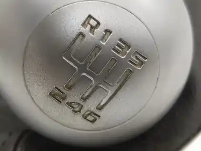 Pièce détachée automobile d'occasion pommeau de levier de vitesses pour jeep renegade 2.0 m-jet références oem iam 50293491 50293491 