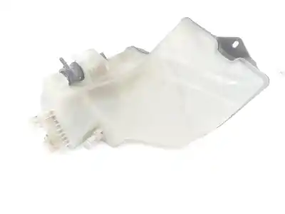 Second-hand car spare part windscreen washer bottle for bmw 3 (e46) 320 d oem iam references 61667008057  61667007970