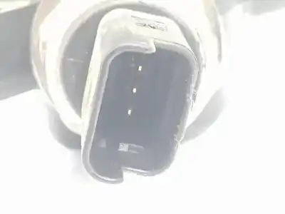 Peça sobressalente para automóvel em segunda mão régua / rampa de injetores por renault clio iii pack dynamique referências oem iam 8200584034