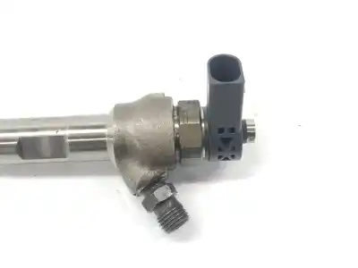 Автозапчасти б/у инжектор за audi a4 b9 (8w2, 8wc) 40 tdi ссылки oem iam 04l130277r  0445110556