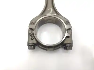 Автозапчастина б/у шатун для skoda fabia 1.0 mpi посилання на oem iam 04e198401p  