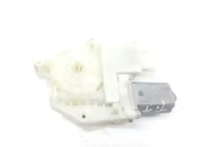 Автозапчасти б/у мотор заднего левого стекла за nissan qashqai ii suv (j11, j11_) 1.5 dci ссылки oem iam 82300hv00b