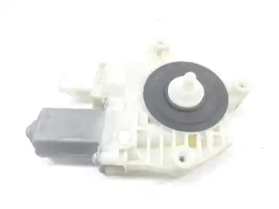 Автозапчастина б/у двиг скла задне ліво для nissan qashqai ii suv (j11, j11_) 1.5 dci посилання на oem iam 82300hv00b  82300hv00b