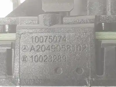 Peça sobressalente para automóvel em segunda mão botão / interruptor elevador vidro dianteiro direito por clase c clase a 2.1 cdi referências oem iam a2049058102
