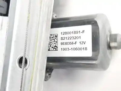 Автозапчастина б/у регулятор переднього правого скла для dacia duster (hm_) 1.3 tce 150 (hmm3) посилання на oem iam 807201952r  807201952r Автозапчастина б/у регулятор переднього правого скла для dacia duster (hm_) 1.3 tce 150 (hmm3) посилання на oem iam 807201952r  807201952r