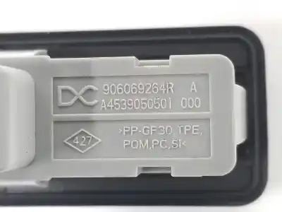 Автозапчастина б/у зовнішня ручка ворот для dacia duster (hm_) 1.3 tce 150 (hmm3) посилання на oem iam 906069264r  906069264r Автозапчастина б/у зовнішня ручка ворот для dacia duster (hm_) 1.3 tce 150 (hmm3) посилання на oem iam 906069264r  906069264r