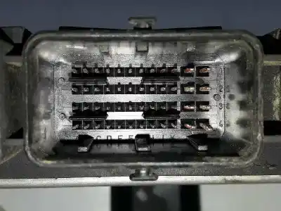 Second-hand car spare part ecu engine control for renault megane ii berlina 3p 1.9 dci diesel 120 cv / 88 kw oem iam references 8200305678  8200305678