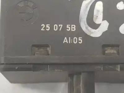 Автозапчасти б/у управление задними правыми стеклами за land rover range rover (lm) 3.6 td v8 ссылки oem iam yuf000072pva  yuf000072pva