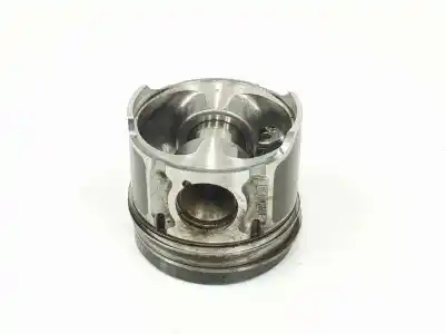 Автозапчастина б/у поршневий для ssangyong kyron 2.0 посилання на oem iam 6640300917  6640300917