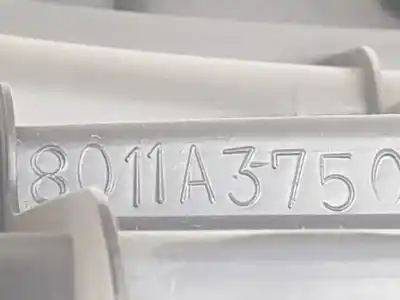 Second-hand car spare part center armrest for mitsubishi montero (v60/v70) 3.2 di-d all-four oem iam references 8011a521xa  mr655320