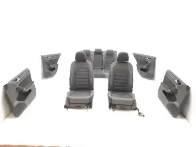 Gebrauchtes Autoersatzteil KOMPLETTES SITZSET zum VOLKSWAGEN GOLF VII LIM.  OEM-IAM-Referenzen   