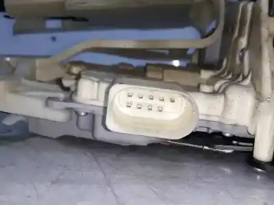 Автозапчастина б/у замок передніх дверей лівий для volkswagen tiguan (5n_) 2.0 tdi посилання на oem iam 3c1837015a  3c1837015a