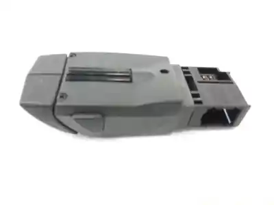 Second-hand car spare part steering wheel switch for dacia duster (hs_) 1.5 dci oem iam references 8200950420  8200950420