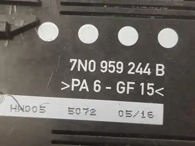 Pièce détachée automobile d'occasion moteur de verrouillage central arrière droit pour seat alhambra 2.0 tdi références oem iam 7n0959244b 7n0843385af 