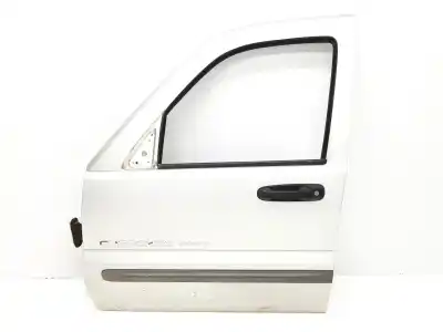 Автозапчасти б/у левая передняя дверь за jeep cherokee (kj) 2.5 crd 4x4 ссылки oem iam 55176890ab
