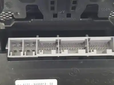 Second-hand car spare part interior light for bmw x5 (e70) xdrive 30 d oem iam references 61319225913  9225913