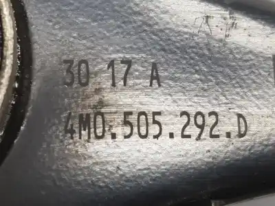 Автозапчасти б/у правая задняя кронштейн за audi a4 avant 2.0 16v tdi ссылки oem iam 4m0505292d  4m0505292d