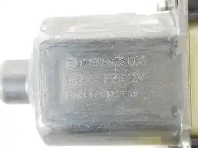 Автозапчасти б/у мотор заднего правого стекла за audi a4 avant 2.0 16v tdi ссылки oem iam 8w0959812  0130822668