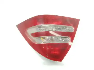 Gebrauchtes Autoersatzteil heckleuchte rechts zum mercedes-benz clase c (w203) c 220 cdi (203.008) oem-iam-referenzen a2038200264  a2038200264