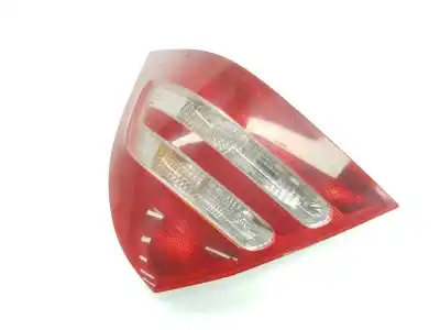 Gebrauchtes Autoersatzteil heckleuchte rechts zum mercedes-benz clase c (w203) c 220 cdi (203.008) oem-iam-referenzen a2038200264  a2038200264