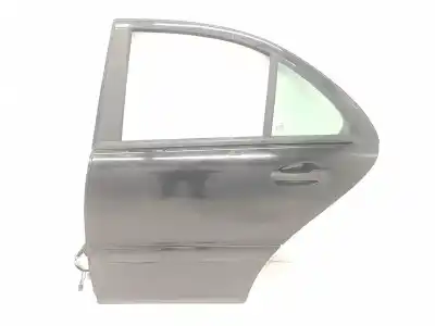 Recambio de automóvil de segunda mano de PUERTA TRASERA IZQUIERDA para CLASE C CLASE C BERLINA  referencias OEM IAM A2037300705  A2037300705