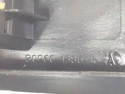 Peça sobressalente para automóvel em segunda mão botão / interruptor elevador vidro dianteiro direito por dacia duster (hs_) 1.5 dci referências oem iam 8200602227  254217475r
