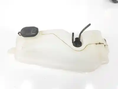 Peça sobressalente para automóvel em segunda mão depósito do limpa vidros por dacia duster (hs_) 1.5 dci referências oem iam 8200210002