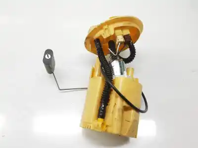 Peça sobressalente para automóvel em segunda mão bomba de combustivel por dacia duster (hs_) 1.5 dci referências oem iam 172020371r  172020371r