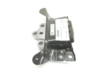 Second-hand car spare part engine support for volkswagen troc 2.0 tdi oem iam references 5q0199555ad  5q0199555ad