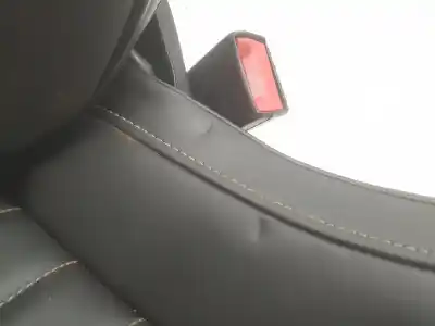 Second-hand car spare part complete seat set for opel corsa e 1.4 16v turbo oem iam references   