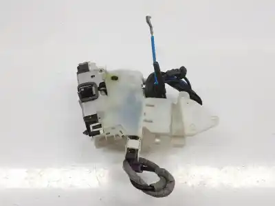 Second-hand car spare part rear left door lock for clase c clase e lim. 2.1 cdi oem iam references a2047301335  a2047301335