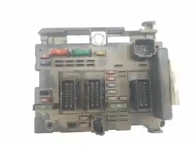 Second-hand car spare part fuse box unit for peugeot 206 berlina 1.4 oem iam references 9650664180 9650664180 