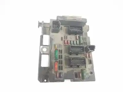 Second-hand car spare part fuse box unit for peugeot 206 berlina 1.4 oem iam references 9650664180 9650664180 